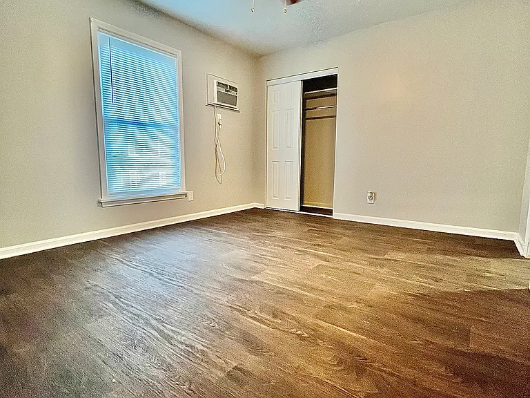 9900 Merioneth Dr #3 — Photo 8