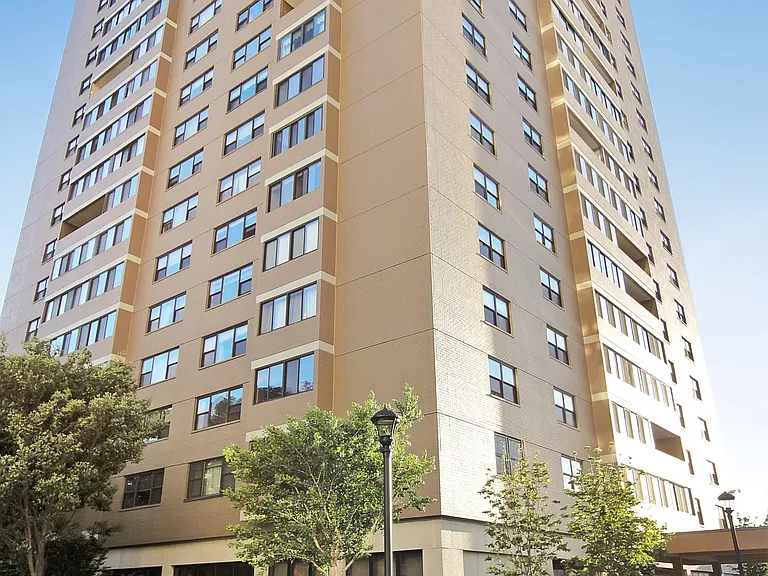 8 Whittier Place, West End, BOSTON