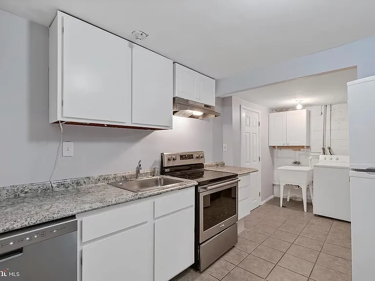 11415 Monterrey Dr #BASEMENT — Photo 7