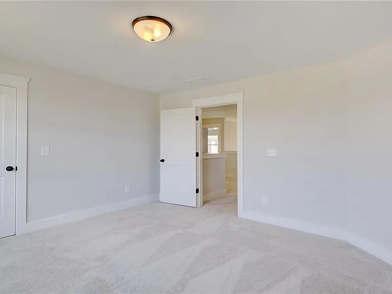 6904 Lancelot Ct — Photo 41