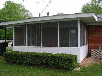 2nd image of 4640 Park Ln