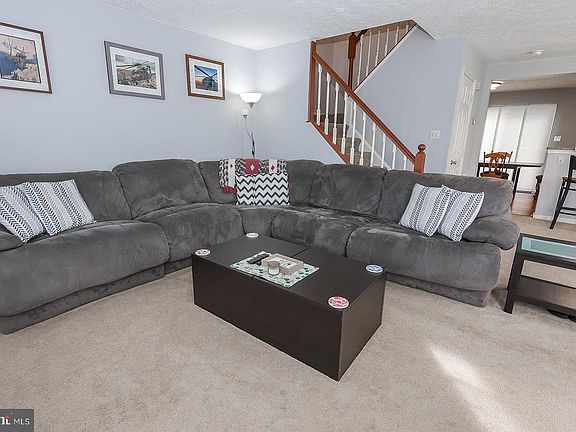 4th image of 22141 Saint Leonards Cir