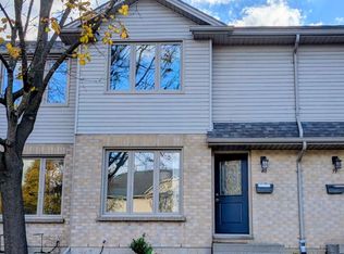 925 Lawson Rd E #40, London, ON N6G4X3