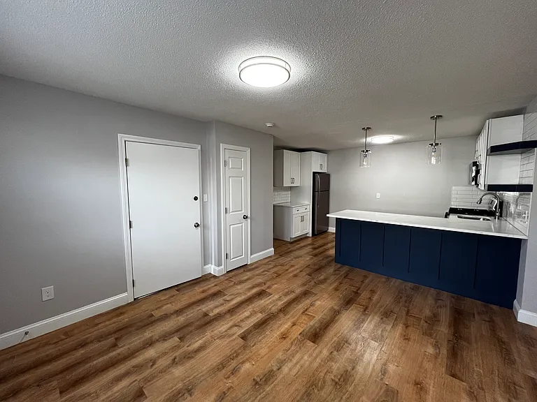 124 Vernon St — Photo 12