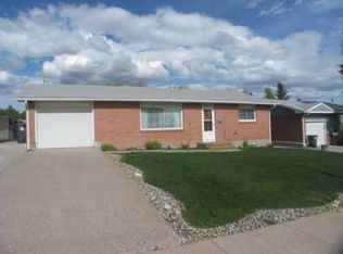 6123 Shannon Ave, Cheyenne, WY 82009
