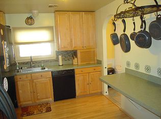 303 Dupont St, Sterling, VA 20164