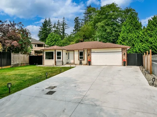 12925 65th Ave, Surrey, BC V3W 9H4