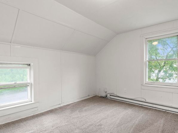 fort-wayne-indiana-73138904 picture