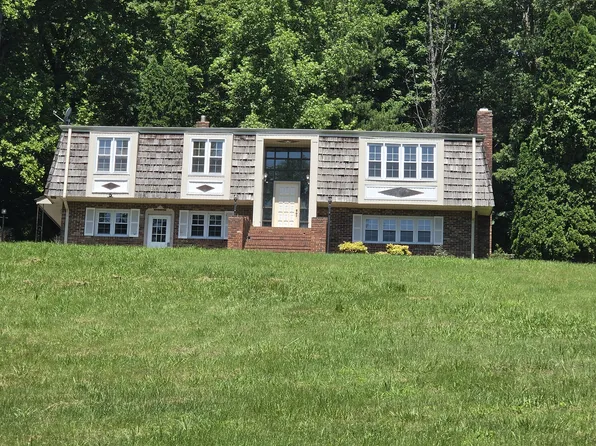 2189 Timothy Dr, Cookeville, TN 38506