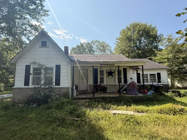 1719 W Lincoln St, Tullahoma, TN 37388