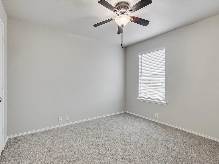 10652 Astor Dr — Photo 13