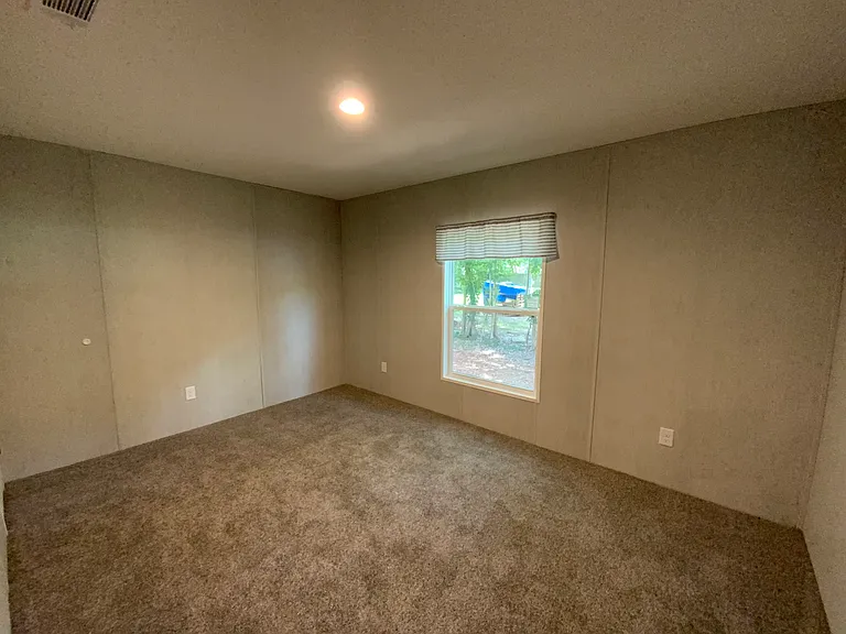 68 Chestnut Ln — Photo 14
