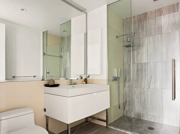 388 Bridge Street image 7 of 17