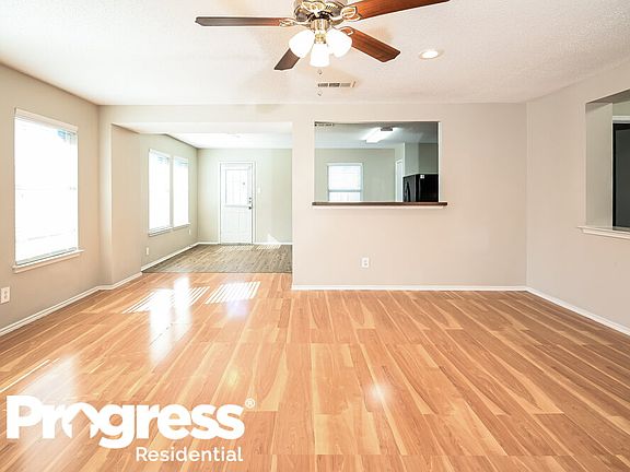 4th image of 204 Dartmouth Dr