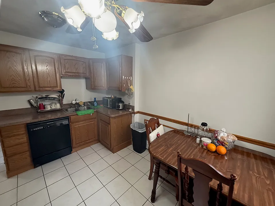 148-150 Saratoga St #3B