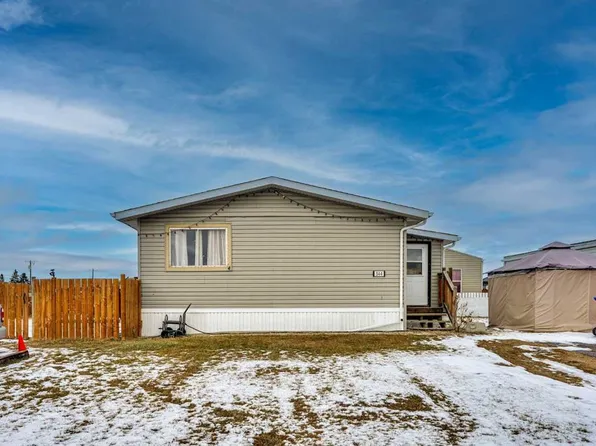 6220 17th Ave SE #344, Calgary, AB T2A 7H4