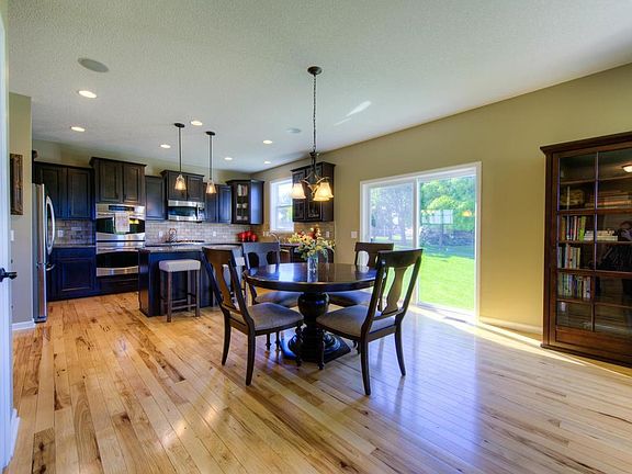 5th image of 19559 Sunrise Ct