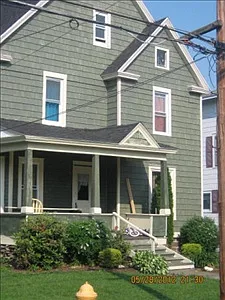 766 Southport St photo 1