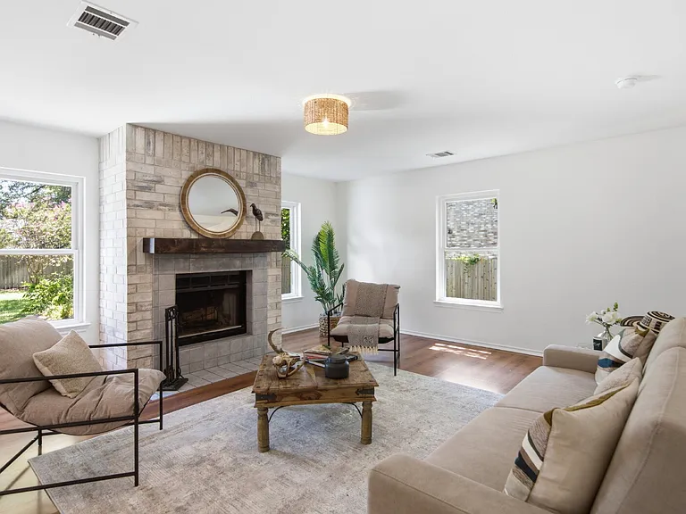 1314 Chalk Ln — Photo 7