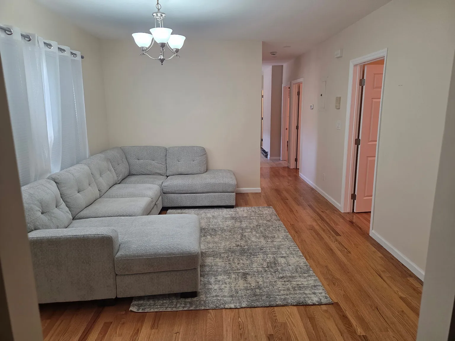 3 bed, $2,500 — Photo 4