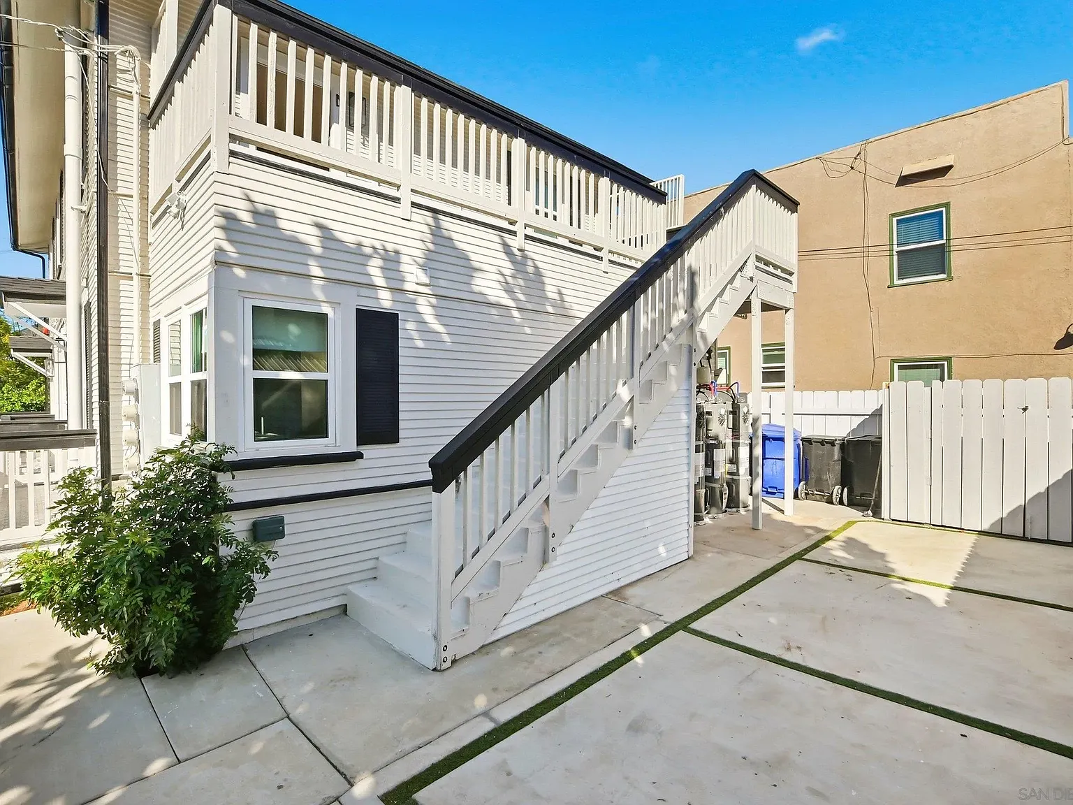 312 Brookes Ave — Photo 2