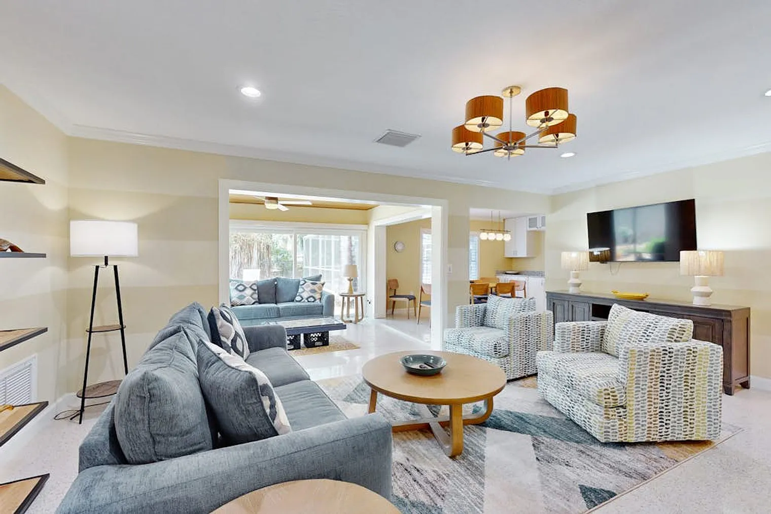 4 bed, 3.0 bath, 3293 sqft, $11,772 — Photo 1