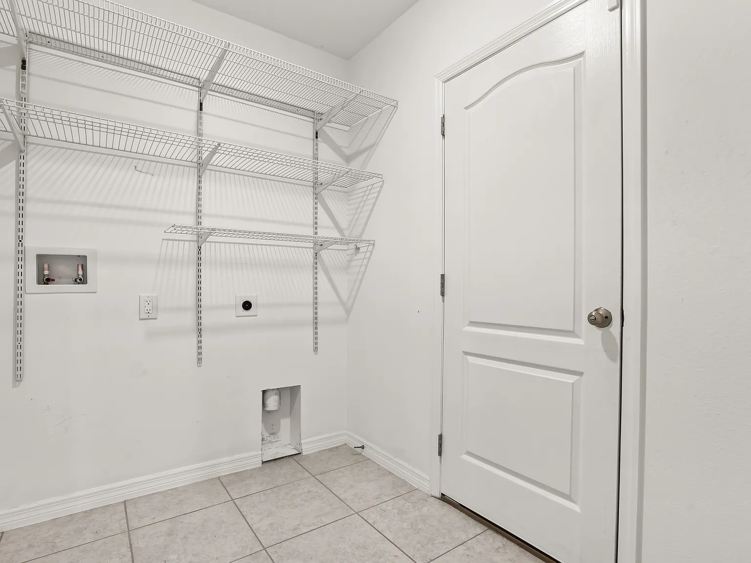4 bed, 1500 sqft, $2,200 — Photo 2