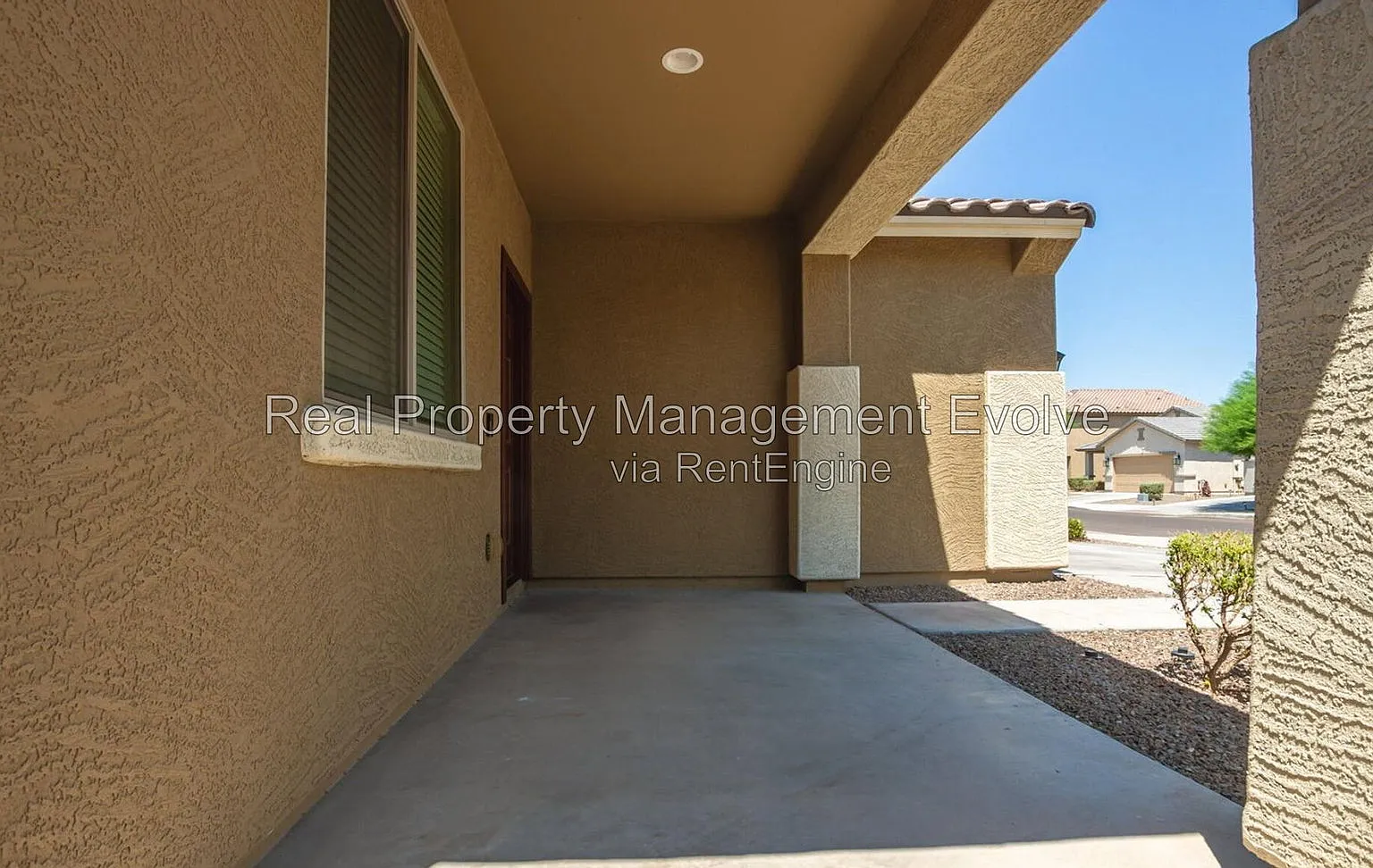3 bed, 2.0 bath, 1460 sqft, $2,195 — Photo 4