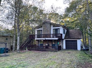 7941 Sleepy Hollow Dr, Tobyhanna, PA
