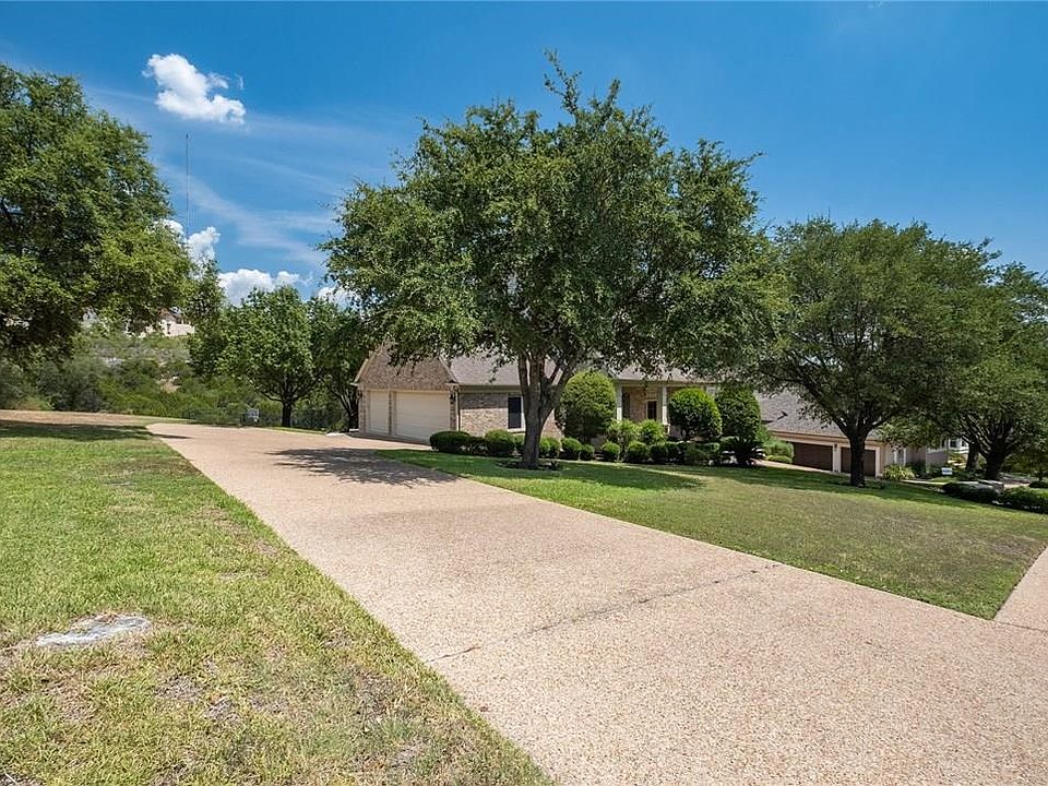 1st image of 1733 Canonero Dr