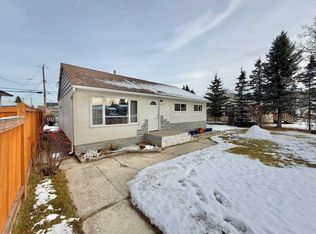 104 SW Laurel Sq, Hinton, AB T7V1P3