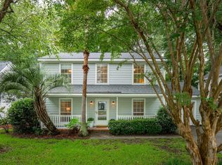 543 Castle Hall Rd, Mount Pleasant, SC 29464