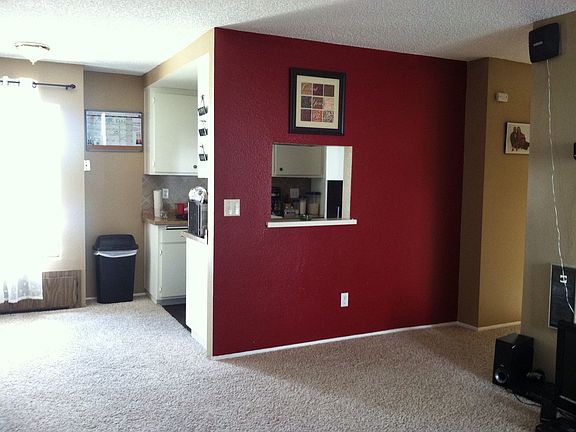 3rd image of 4415 Estrella Ave APT 5
