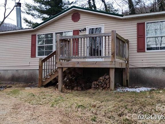 3rd image of 115 Paradise Mountain Rd