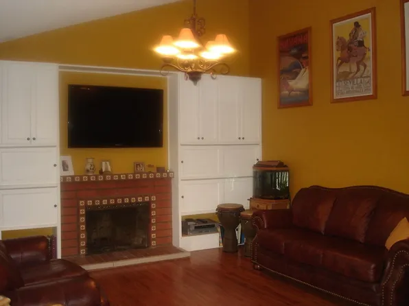 1811 N Wychoff Ave, Simi Valley, CA 93063
