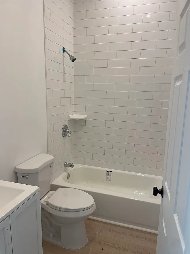 3 bed, 1125 sqft, $3,850 — Photo 4