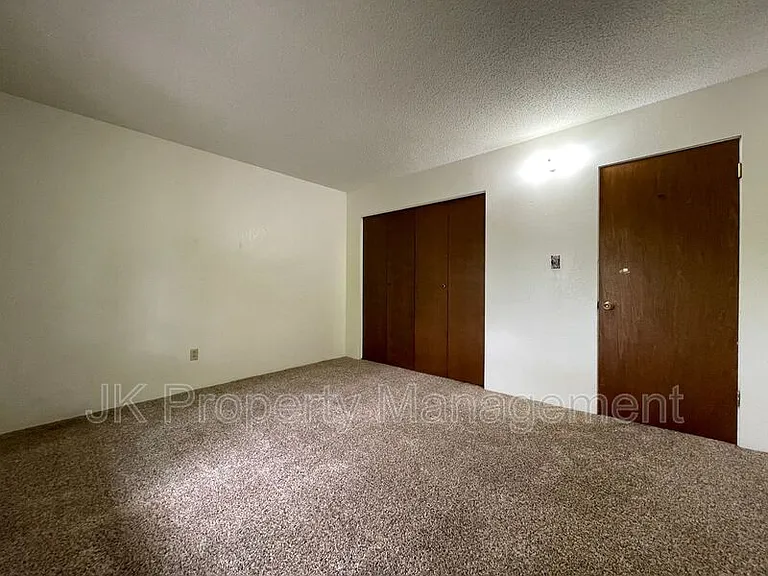 1110 2nd Ave S #5 — Photo 9