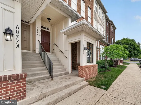 6055 Wicker Ln #127, Centreville, VA 20121