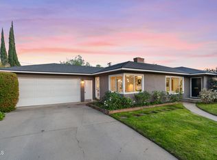 800 Calderwood Ln, Pasadena, CA 91107