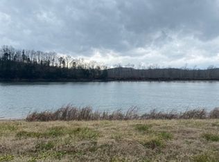 1481 Hardin Bottom River Rd, Clifton, TN 38425