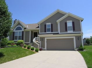 18635 W 159th Ter, Olathe, KS 66062