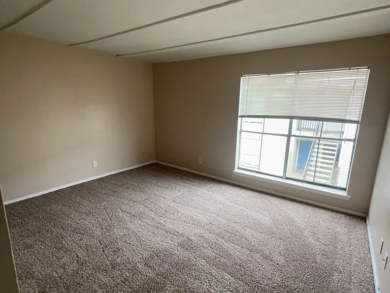 6200 W Tidwell Rd #2204 — Photo 4