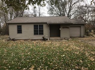 1052 Green St, Henry, IL 61537
