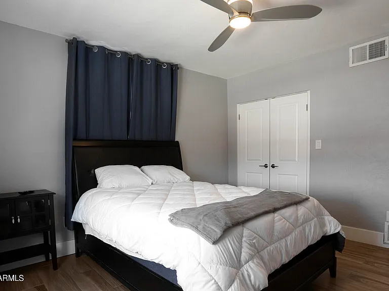 2235 E Heatherbrae Dr — Photo 16