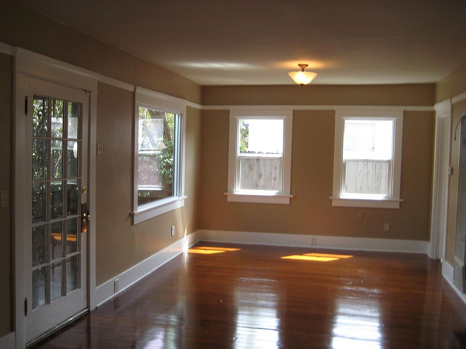 1st image of 291 Redondo Ave