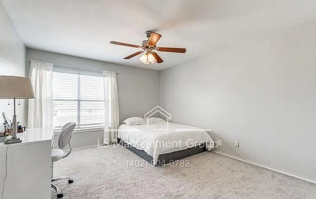 4 bed, 2771 sqft, $2,150 — Photo 3