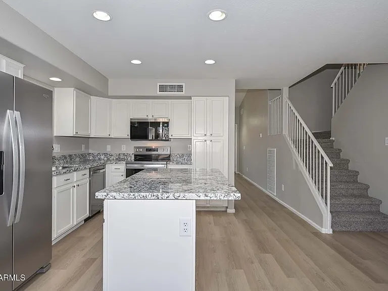 12324 W Missouri Ave — Photo 15