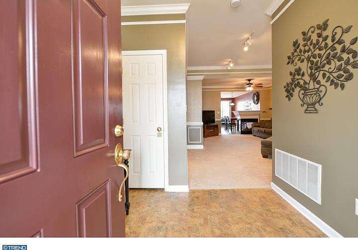1st image of 139 Gillespie Ave
