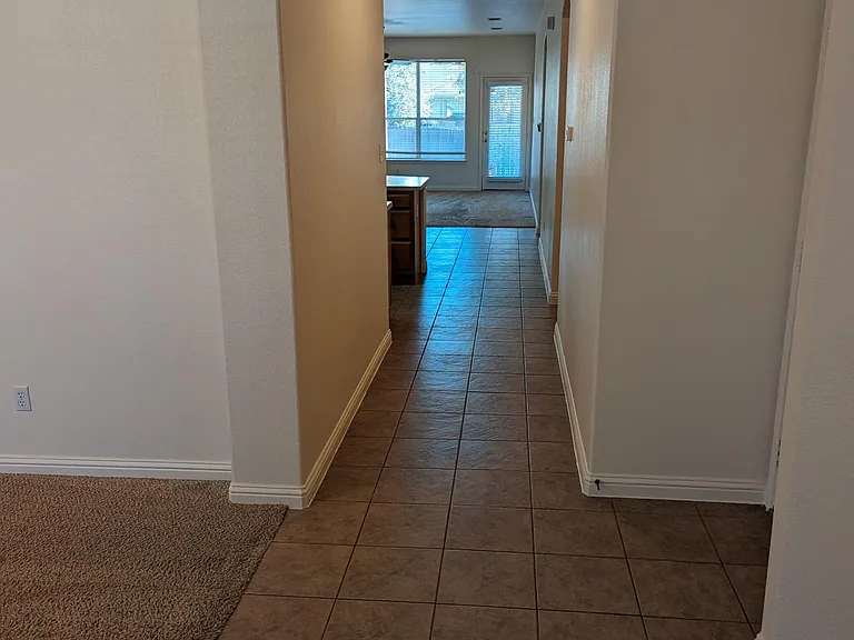 211 Arrowhead Trl — Photo 5