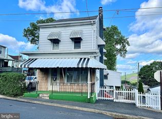 27 N 19th St, Ashland, PA 17921